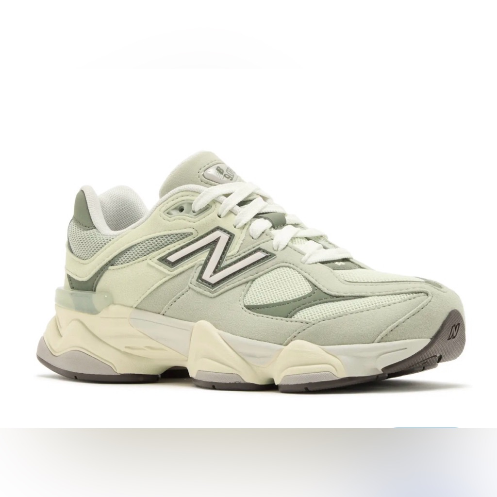 New Balance 9060 Olivine